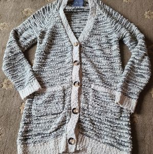 Pretty cardigan sweater by Paper Crane long sweater juniors large Cream. EUC